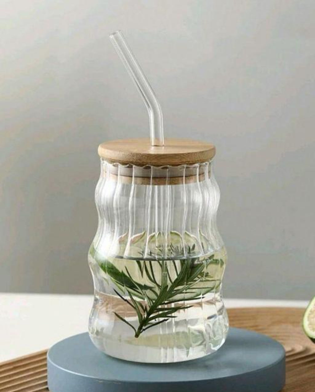 Glass tumbler